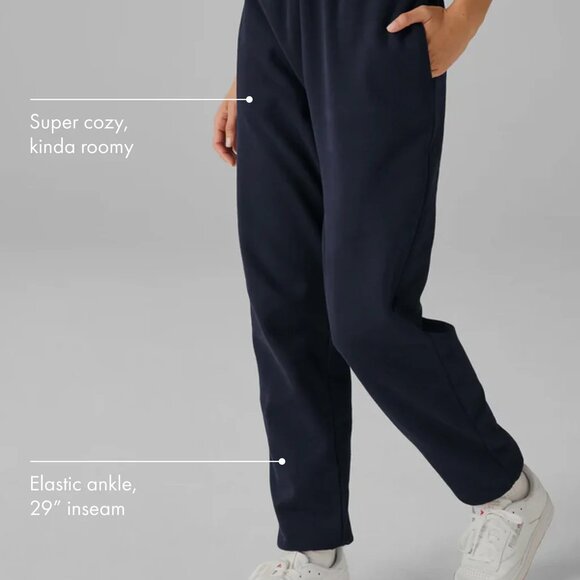 Beyond Yoga LuxeFleece Sweatpant Size Medium in Dark Navy New‎ With Tags - Picture 2 of 6